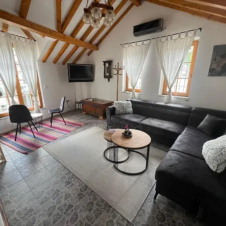 Apartment Apartman Biser *